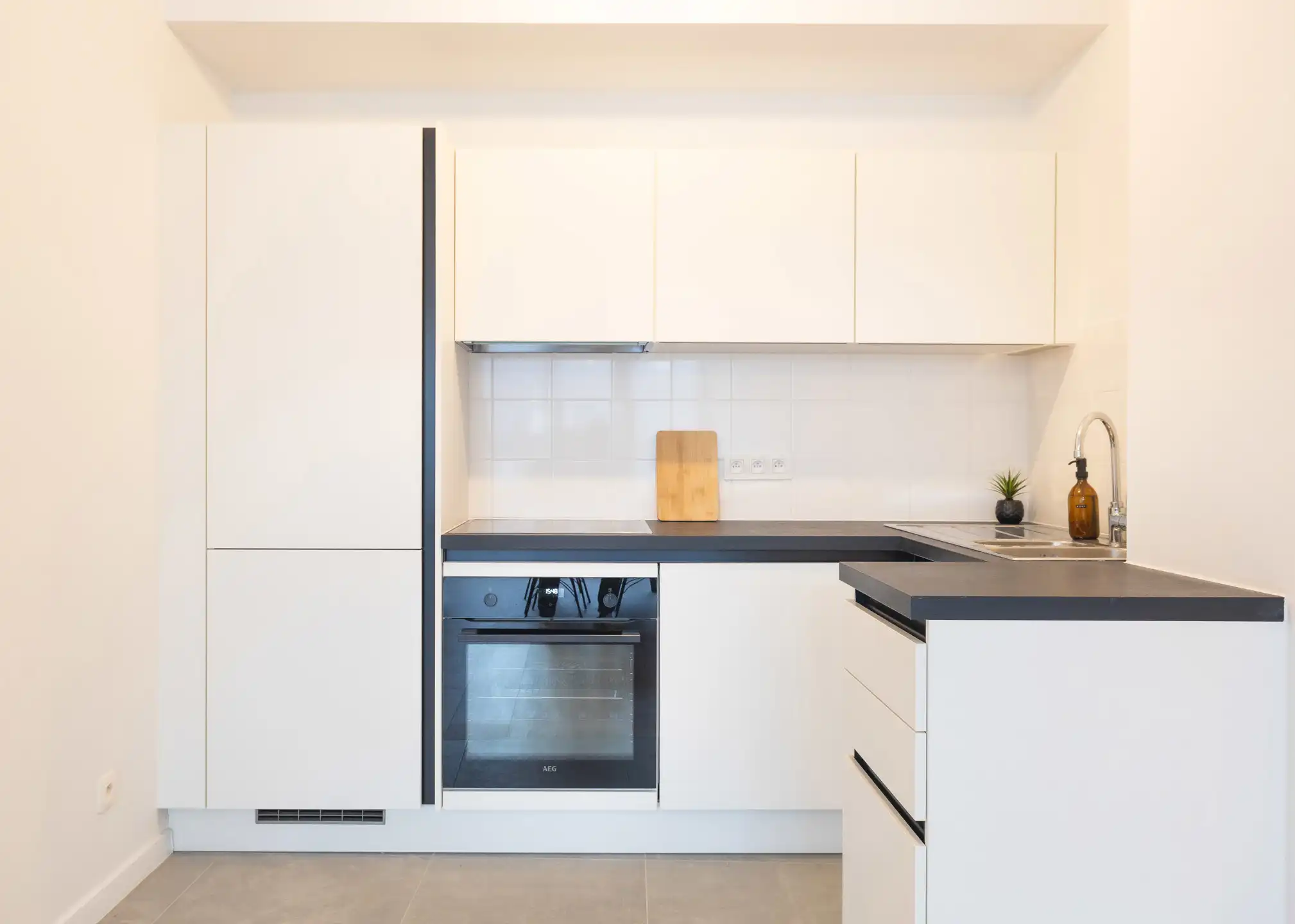 2slpks verhuurd, +-4% rendement + verhuurbeheer inbegrepen foto 14