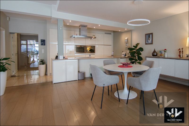PRACHTIG APPARTEMENT MET 3 SLAAPKAMERS IN HASSELT foto 10