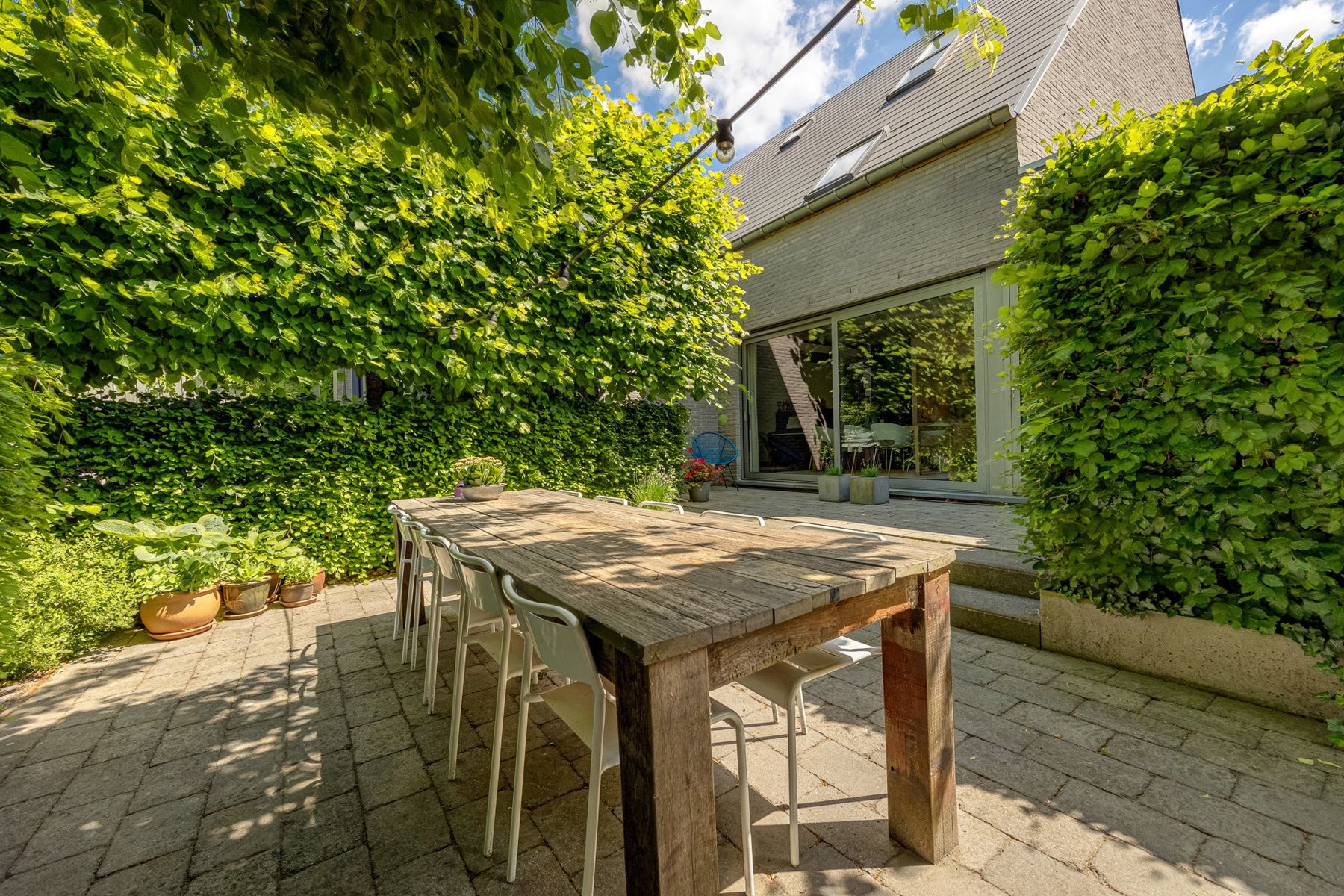 Ruime gezinswoning met 5 slk, verwarmd zwembad en tuin. foto 34