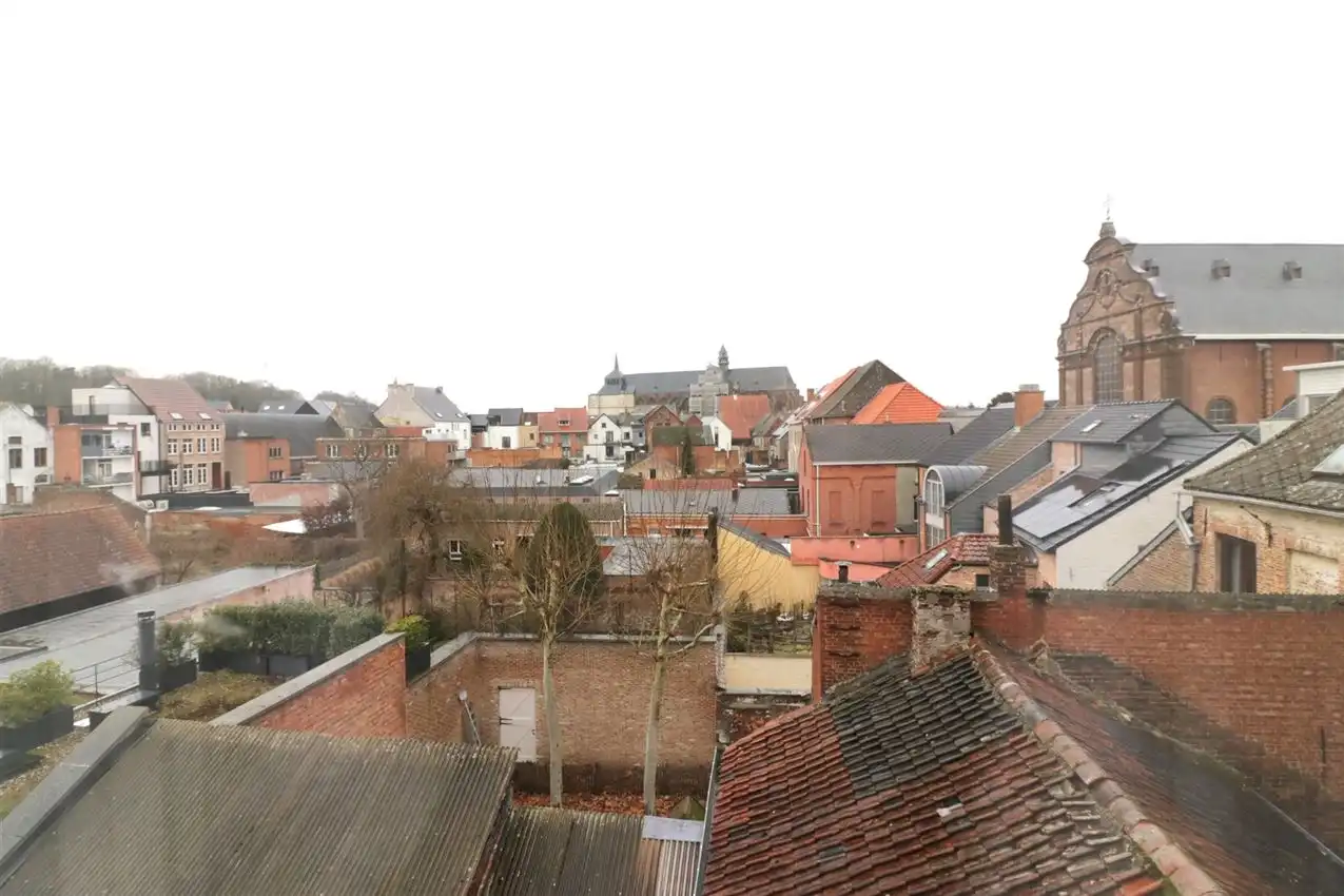 Karaktervol app. met 2 slpks en garage in hartje centrum foto 42