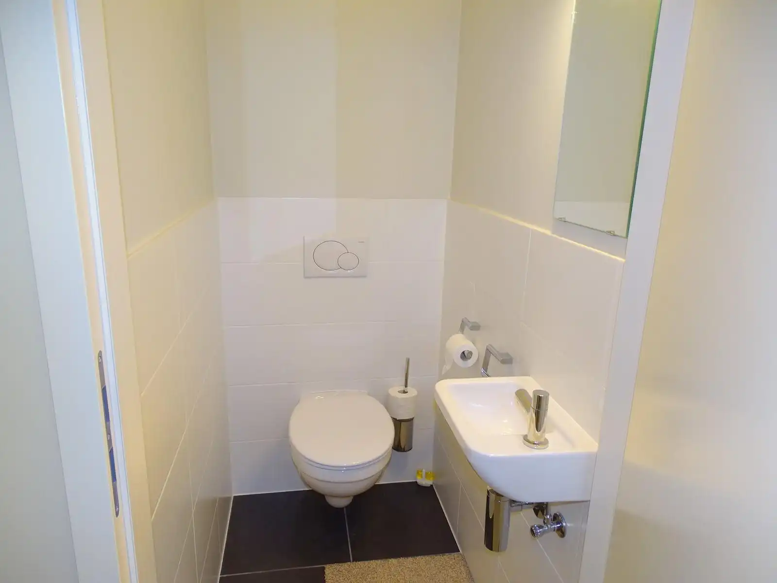 Deels gemeubeld 2sl appartement   foto 8