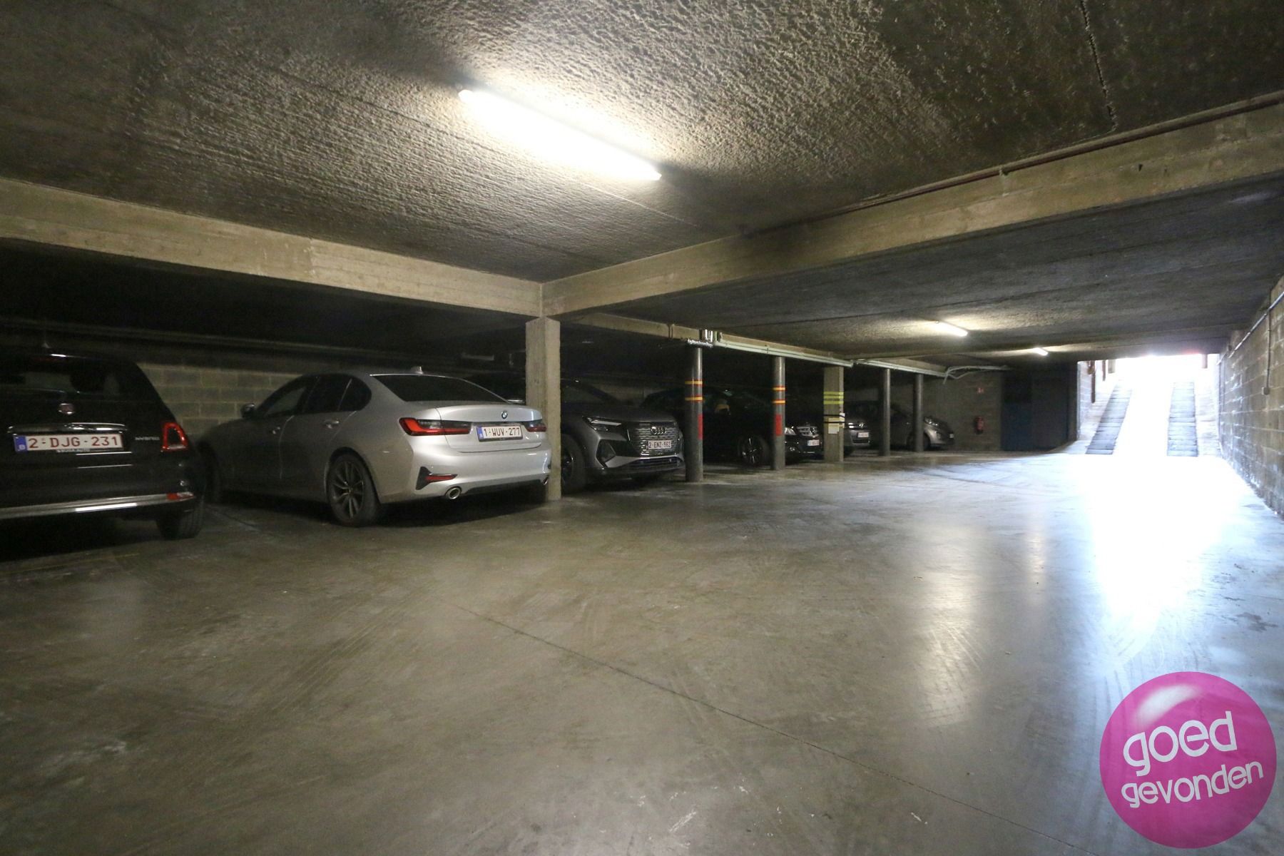 UITZONDERLIJK WINKELPAND + ATELIER + ONDERGRONDSE PARKINGS  foto 23