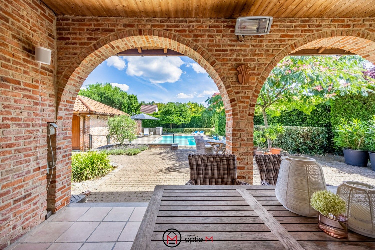 MEDITERRANE RUST IN EIGEN TUIN - CHARMANTE SPAANSE VILLA MET ZWEMBAD IN CENTRUM ZUTENDAAL TE KOOP foto 29