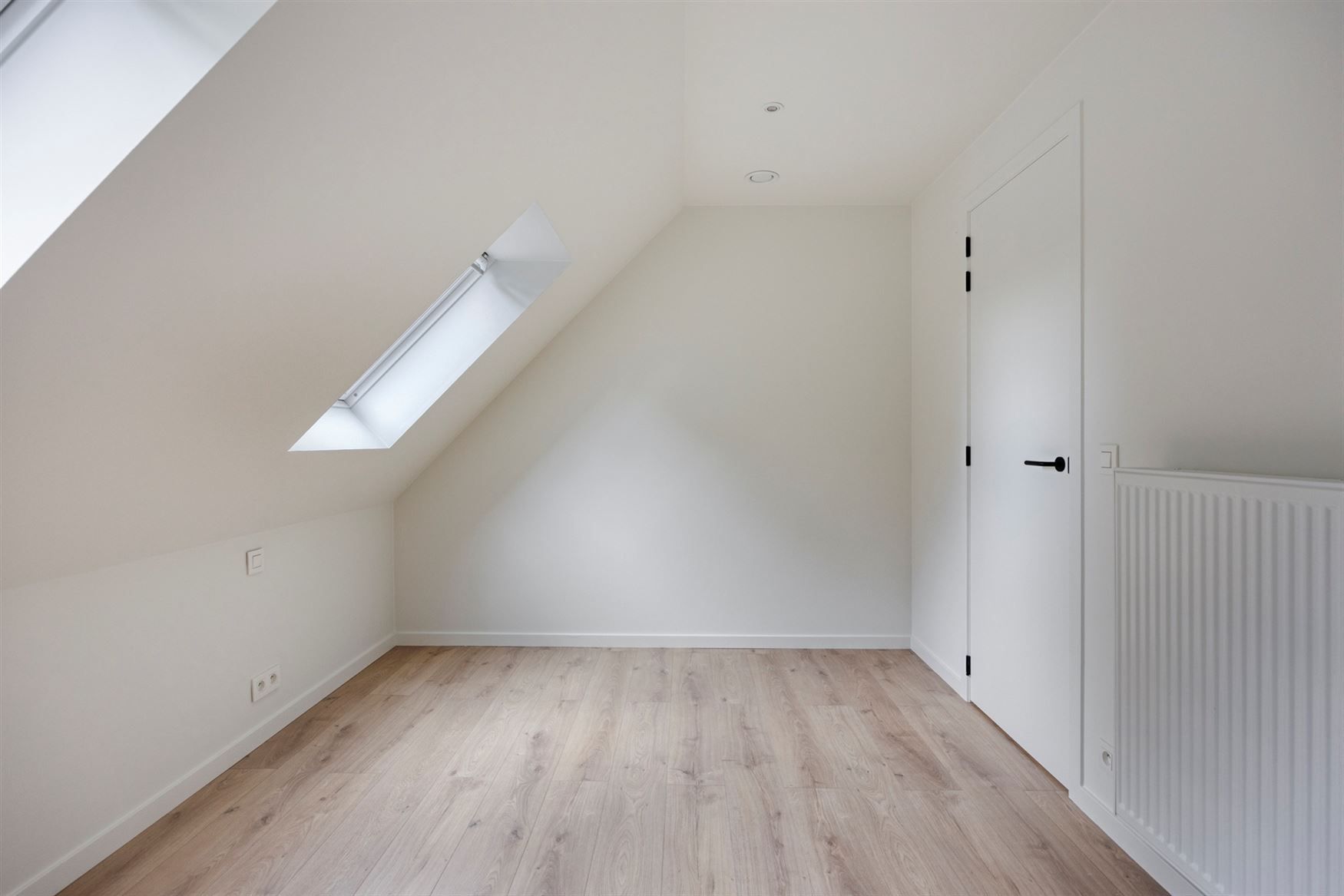 Gerenoveerde woning foto 11