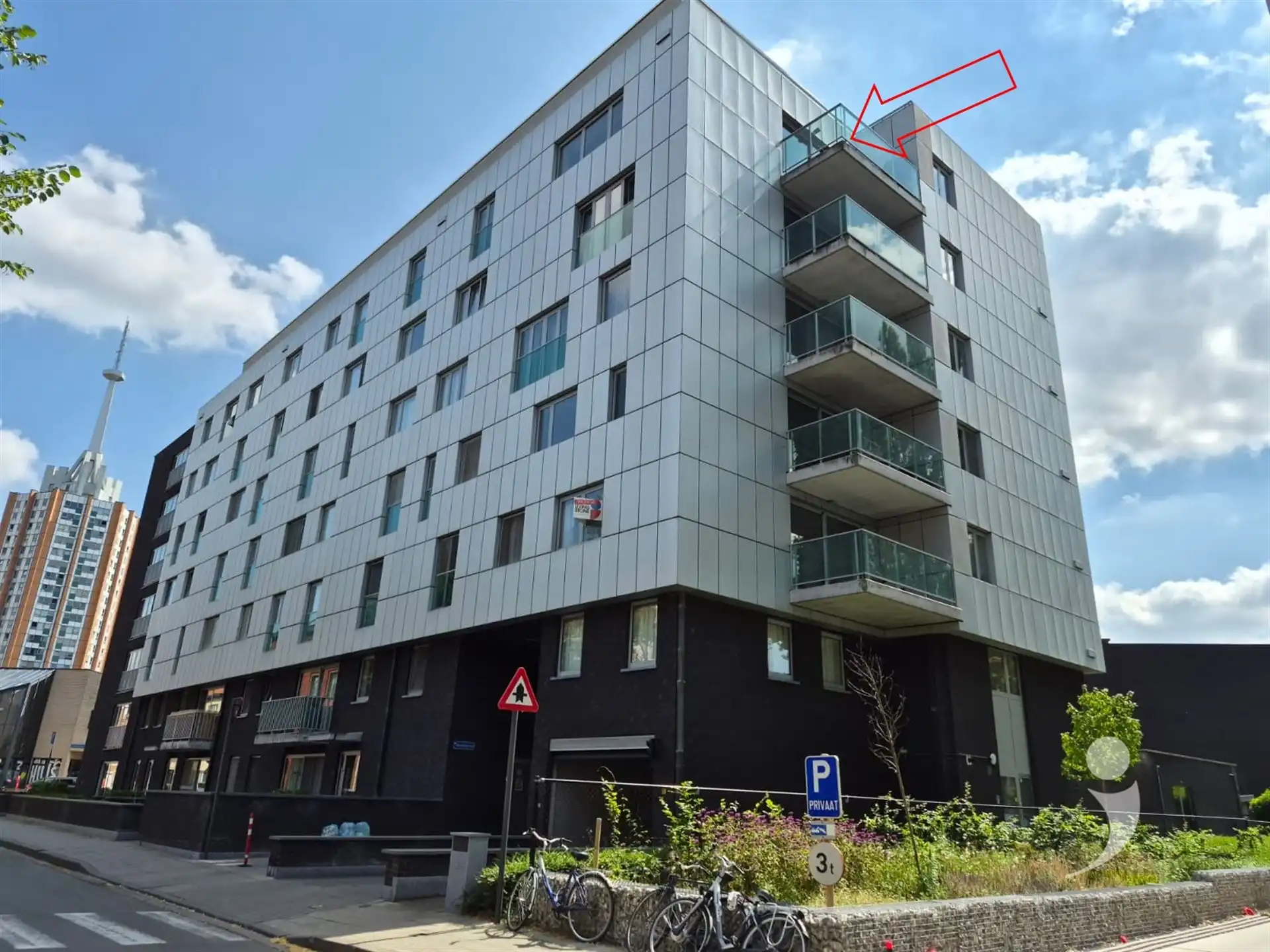 Recent appartement foto {{pictureIndex}}