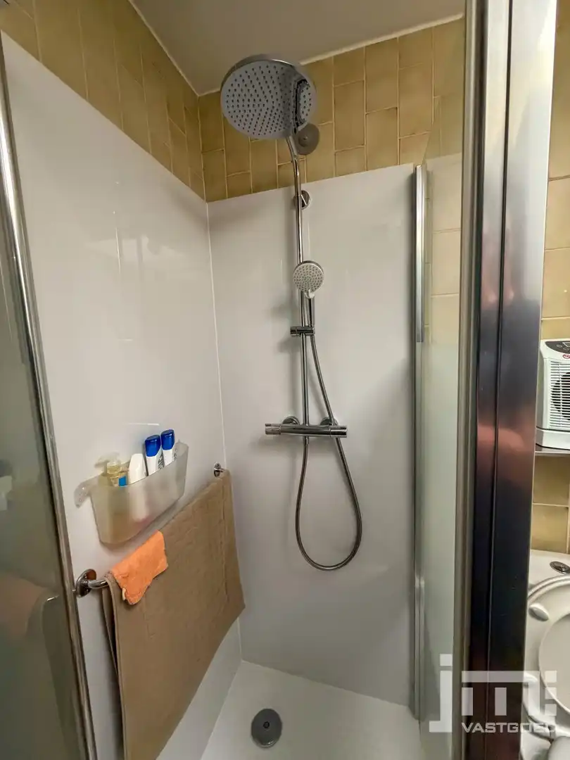 Uniek gelegen woning foto 13