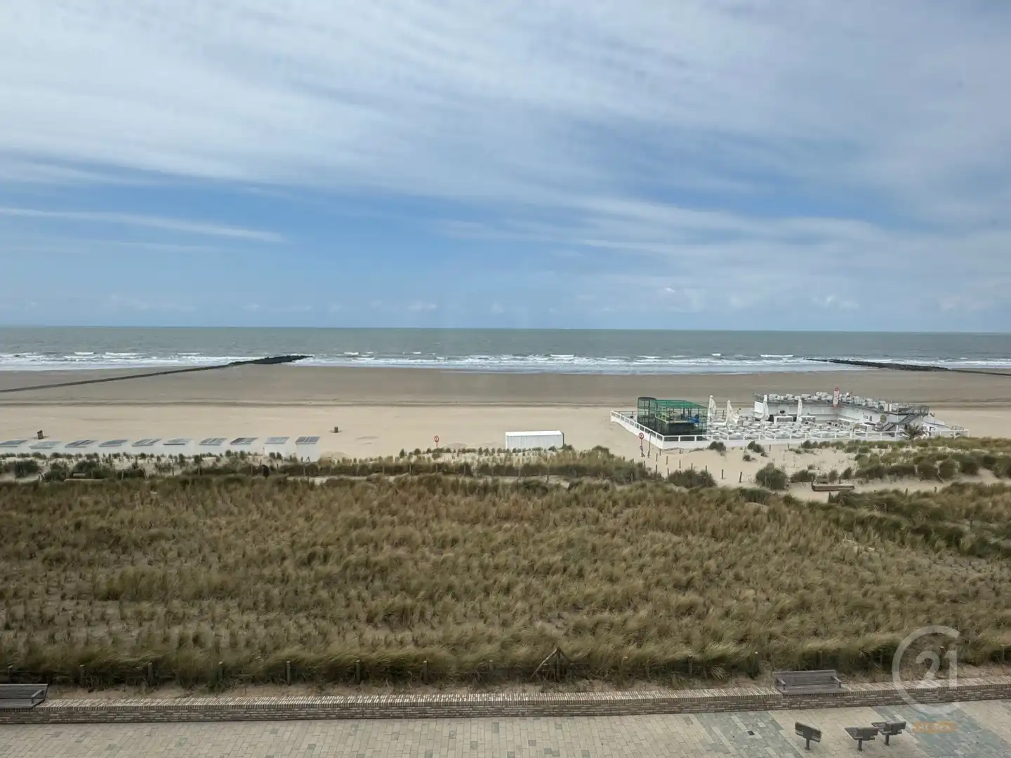 Uniek appartement de Zeedijk van Westende foto 8