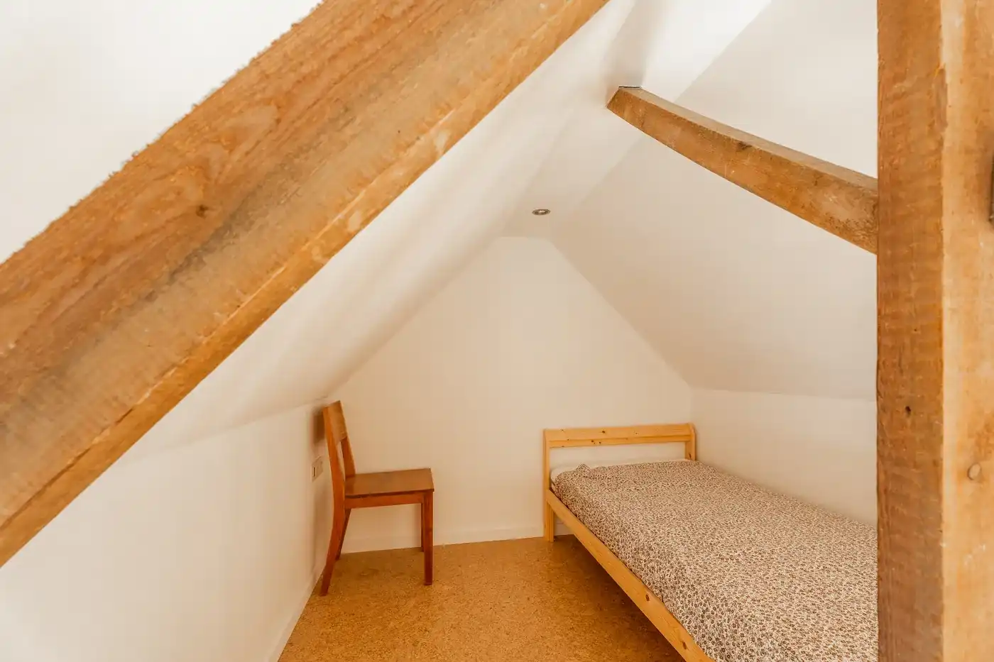 Ruime en gezellige woning met 4 slaapkamers in het centrum van Avelgem foto 22