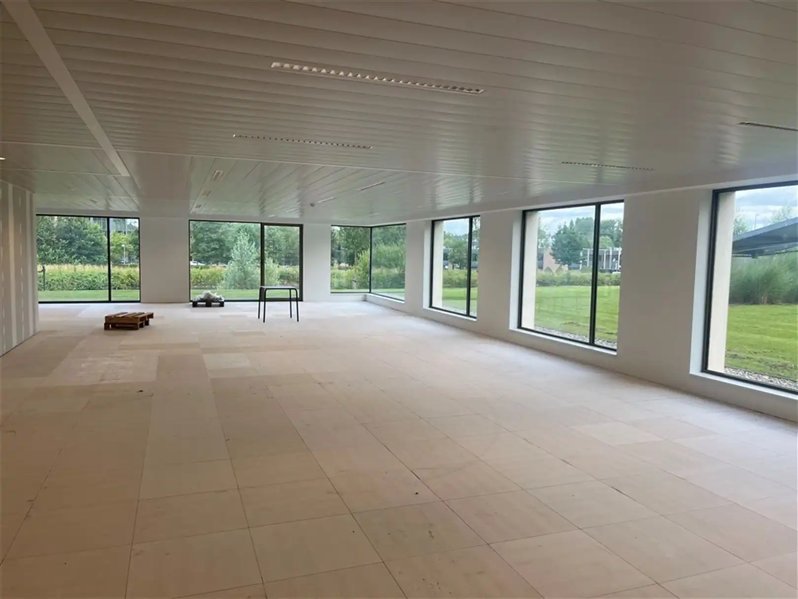 Prestigieus kantoorgebouw - oppervlaktes van 338m² tot 5760m² foto 31