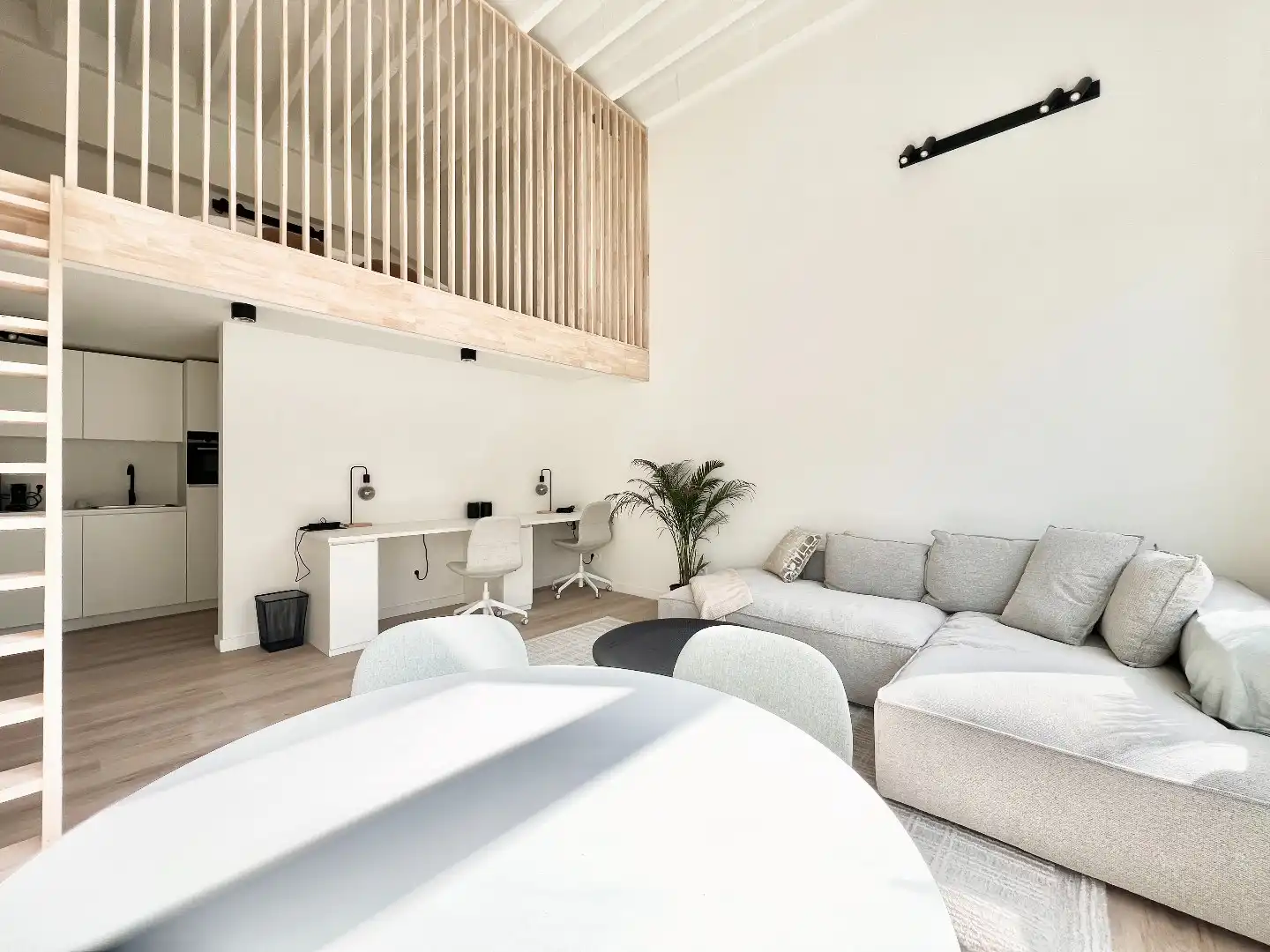 CAMPUS VENUSSTRAAT bestaande uit Luxe Studentenlofts, exclusieve Residentiële Lofts en Penthouses foto 3