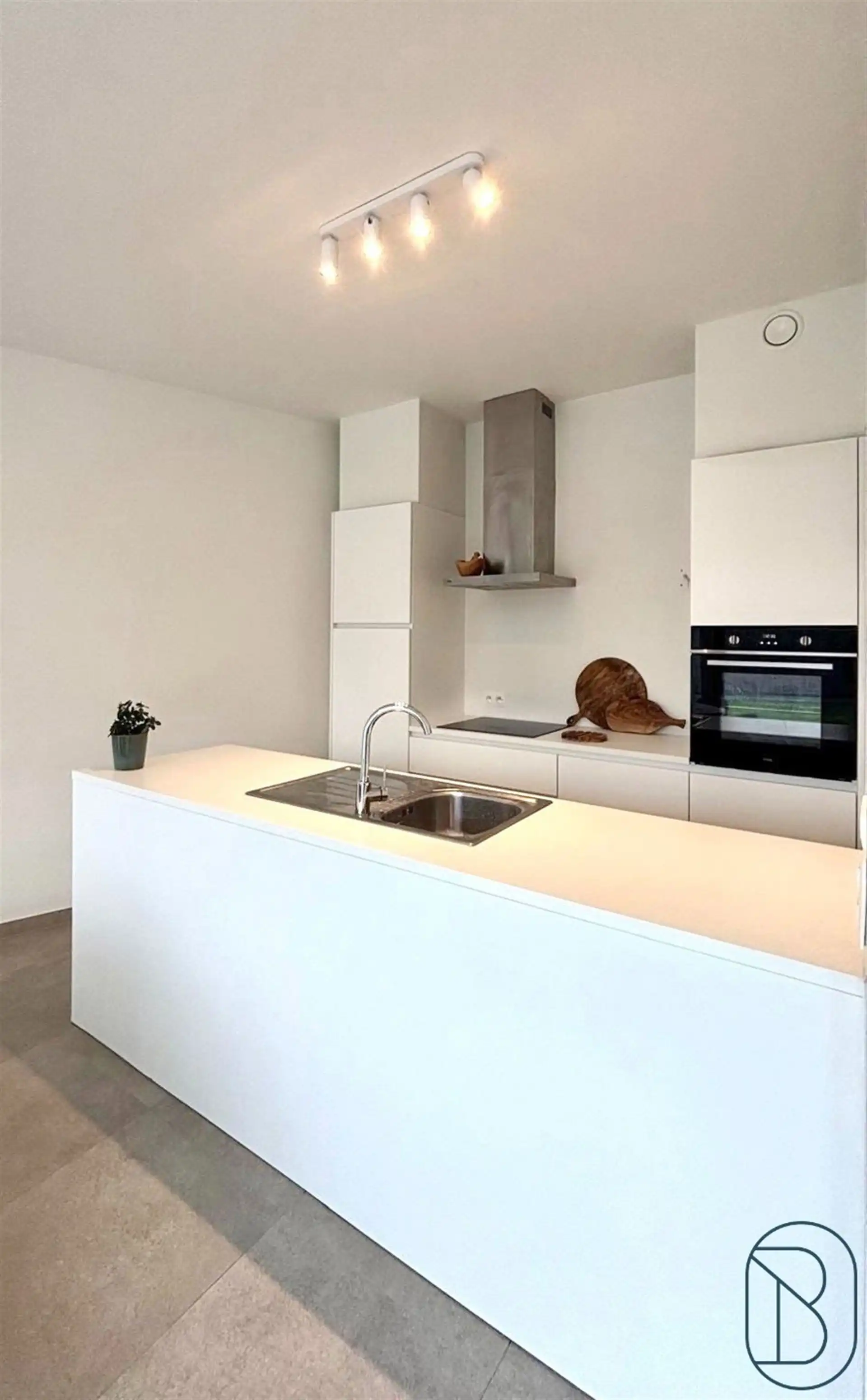 Leuk recent (bj 2023) gelijkvloers appartement met tuin! foto 2