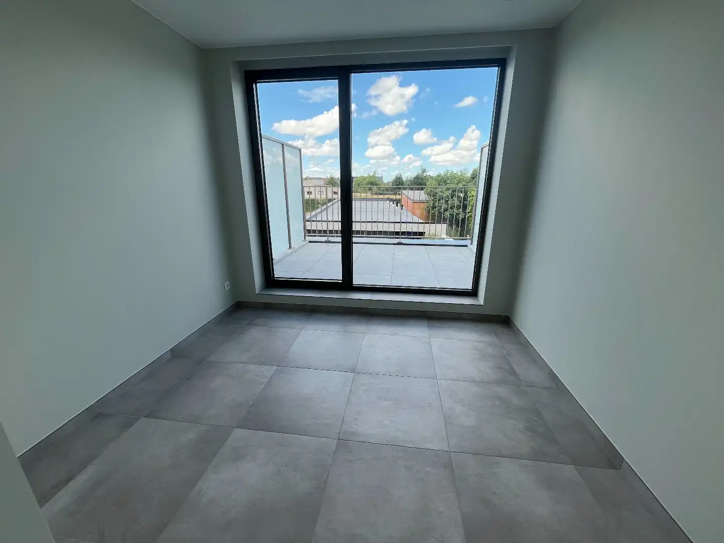 Nieuwbouw appartement te  Sijsele. foto 9