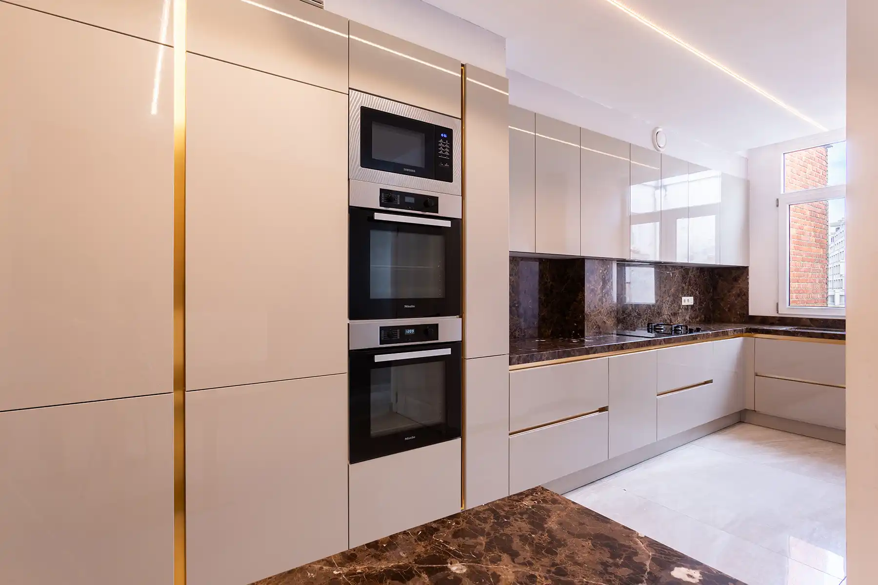 Stadspark |  gerenoveerd 3 slaapkamer app. ca. 185m² foto 9