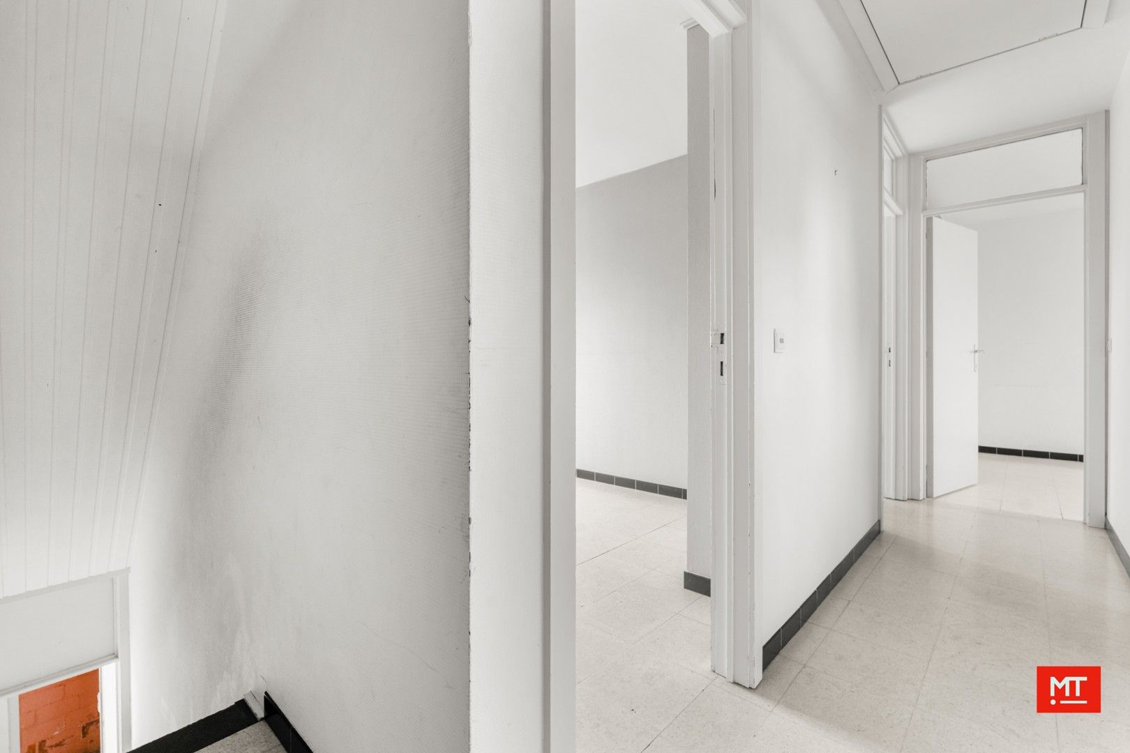 Huis met atelier te koop in Beselare foto 9