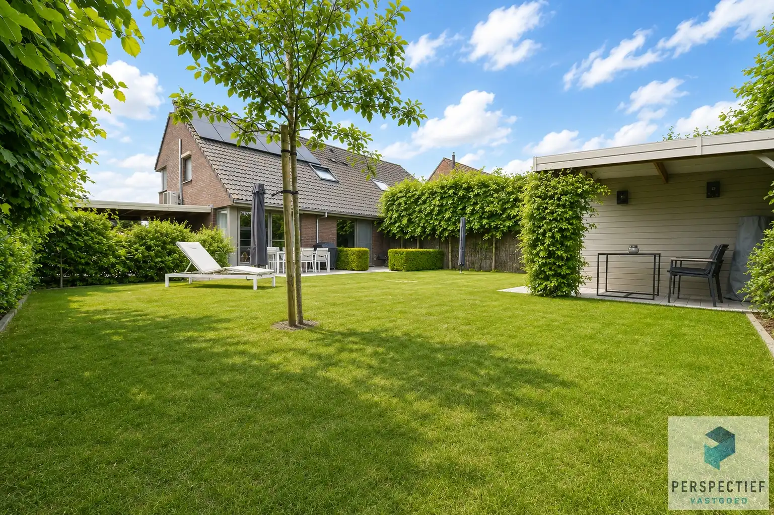 Moderne, veelzijdige gezinswoning met kantoorruimte en gezellige tuin foto 4