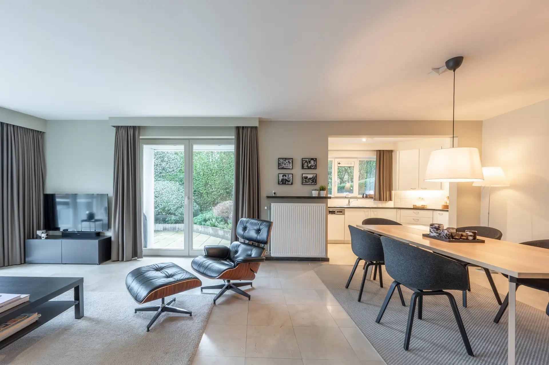 Ongemeubeld: zonnig appartement met grote terrassen! foto 9