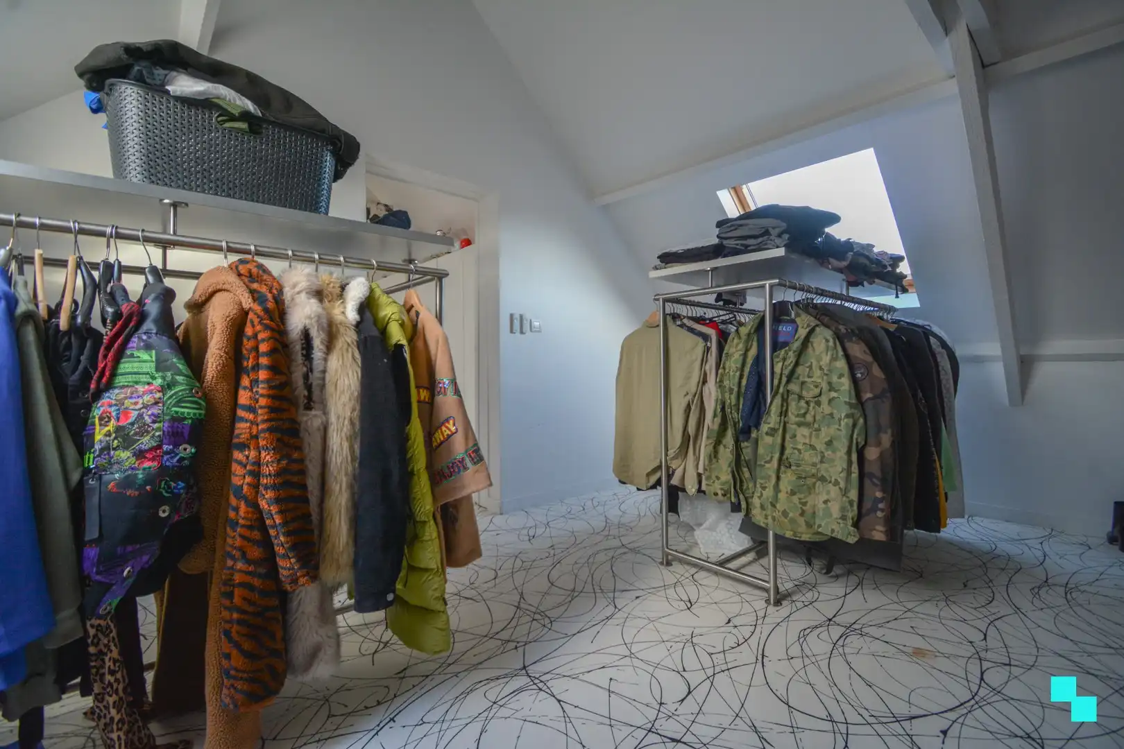 Verrassend ruime gezinswoning in hartje Roeselare foto 17