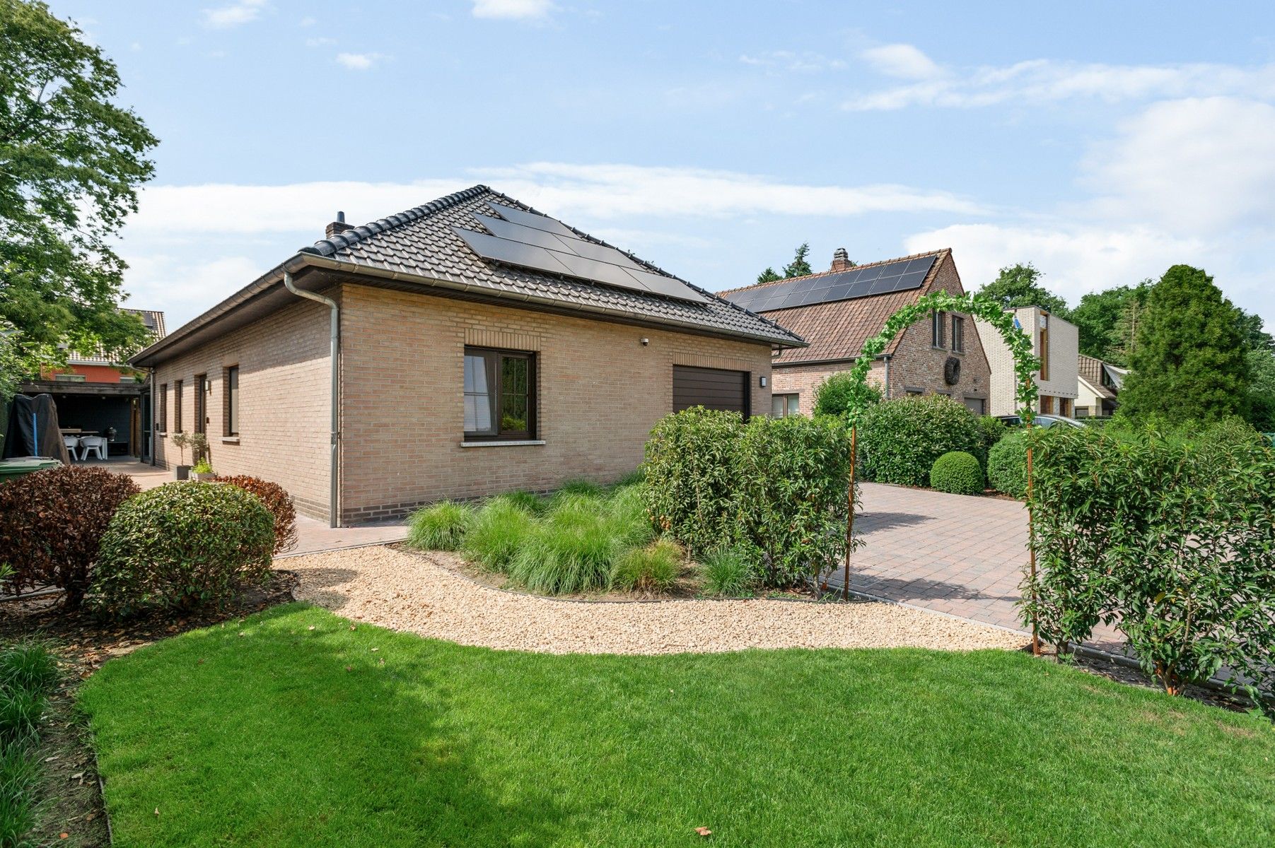 Energiezuinige woning op topligging foto {{pictureIndex}}