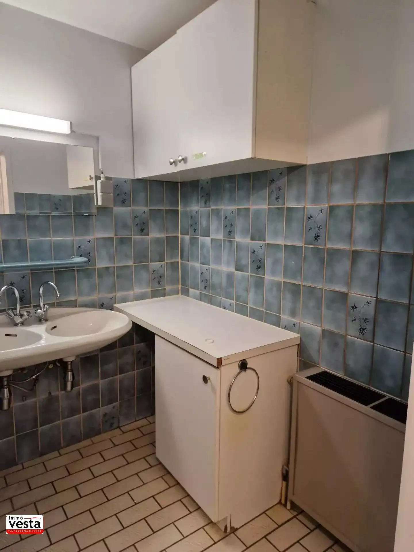 Appartement met 2 slaapkamers in centrum Sint-Truiden foto 8