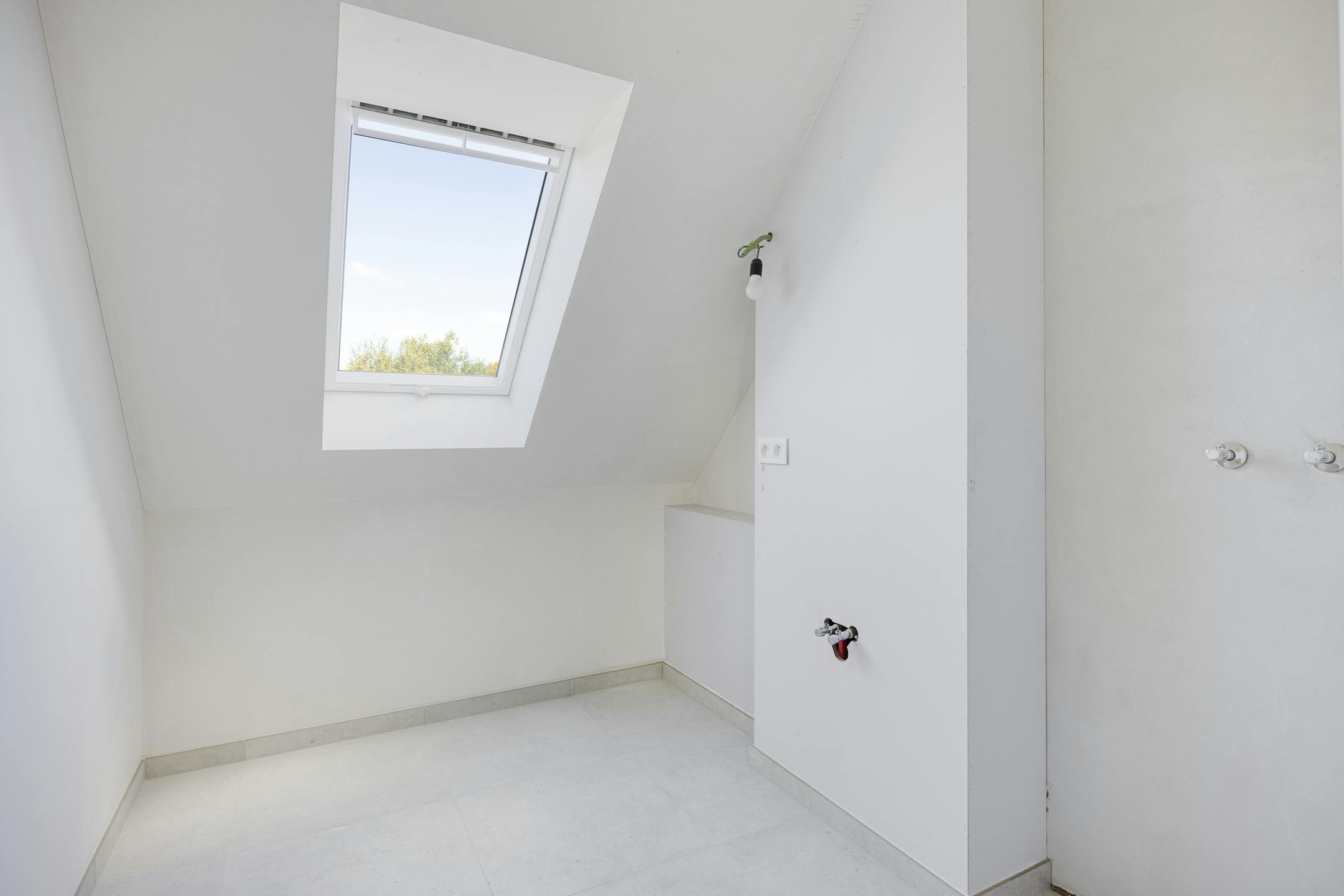 Afgewerkte nieuwbouwwoning te koop in Desselgem foto 21