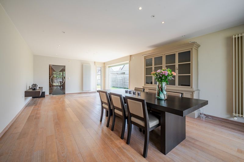 Roeselare : Exclusieve villa in rustige wijk De Gotelaar – 300 m² pure luxe op 657 m² grond foto 4