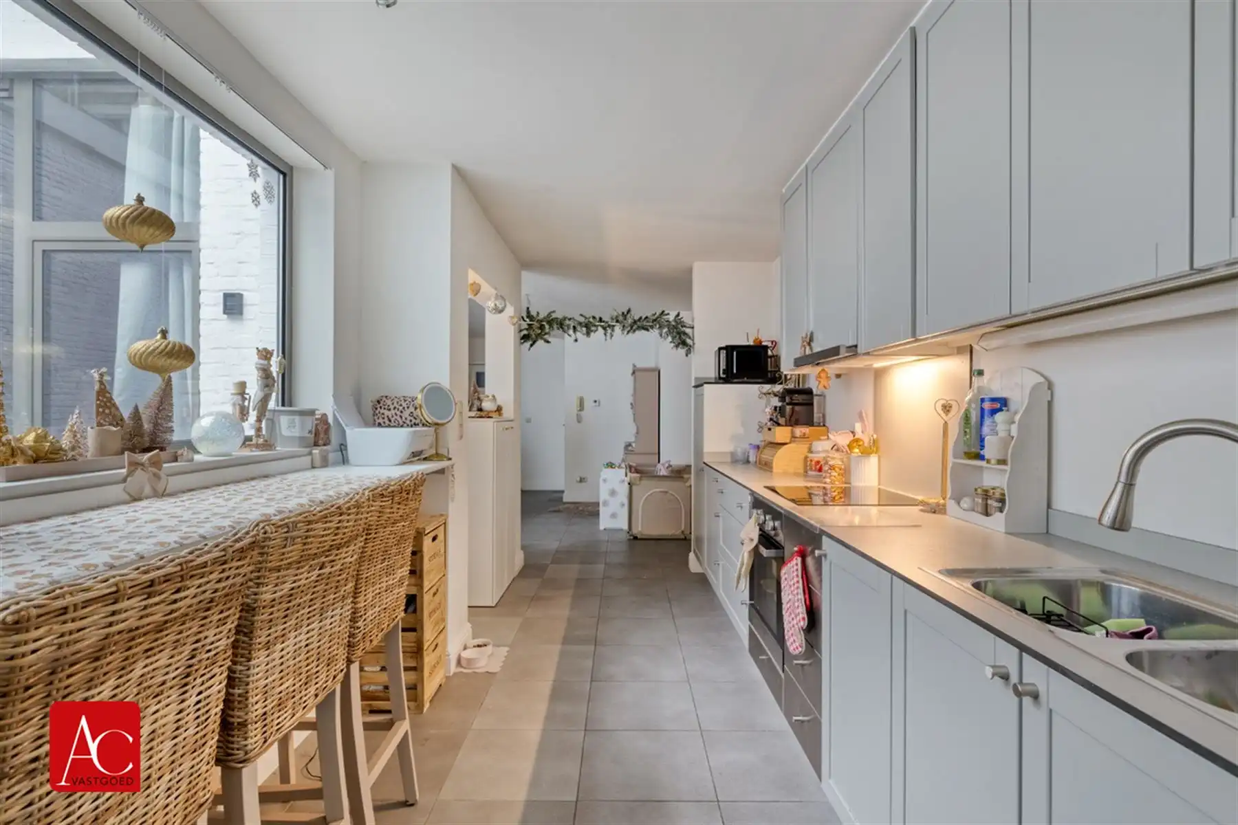 Appartementsgebouw bestaande uit 3 eenheden foto 35