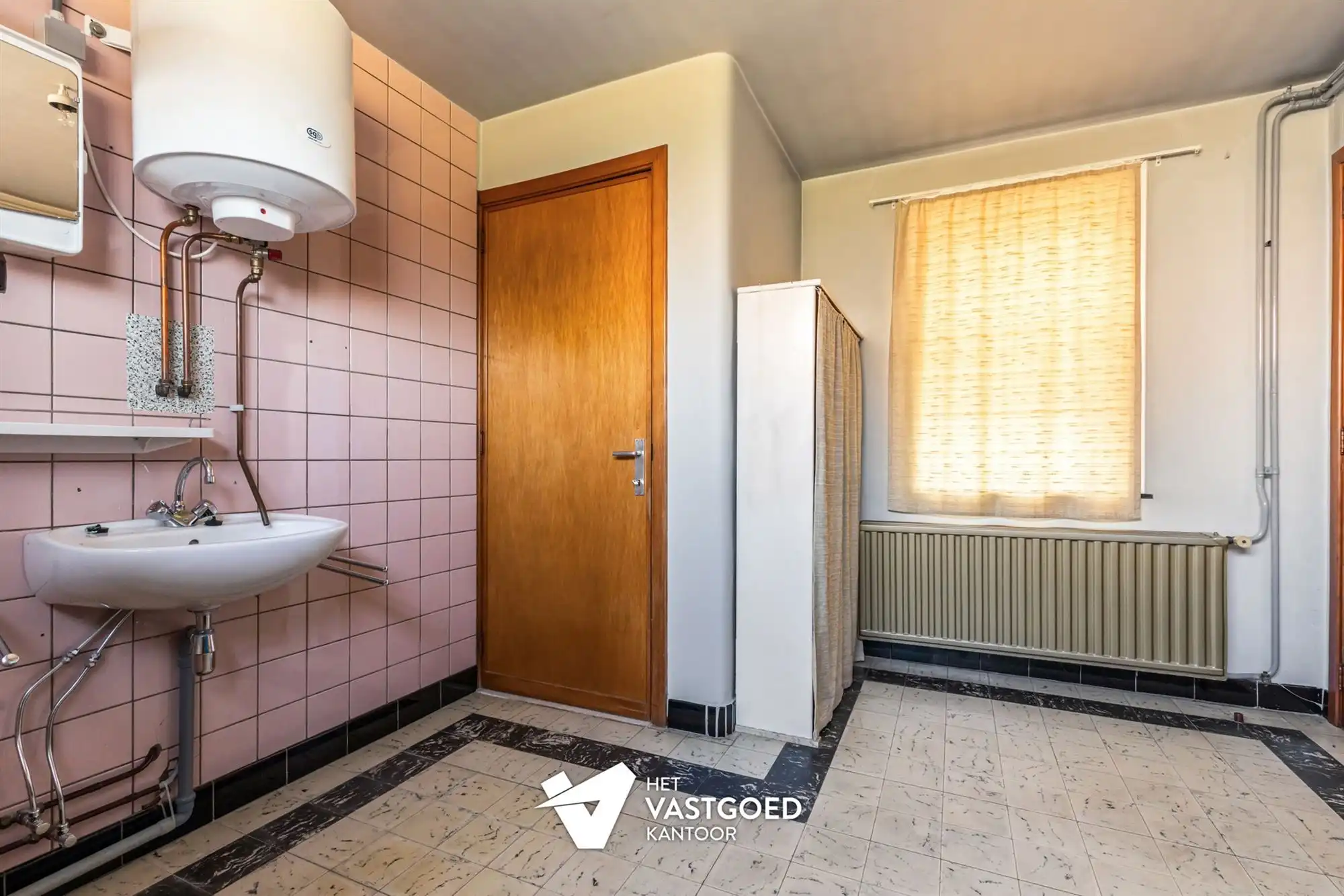 WONING MET POTENTIEEL (155M²) MET 3 SLAAPKAMERS EN GARAGE OP EEN PERCEEL VAN 12 ARE TE TESSENDERLO foto 10