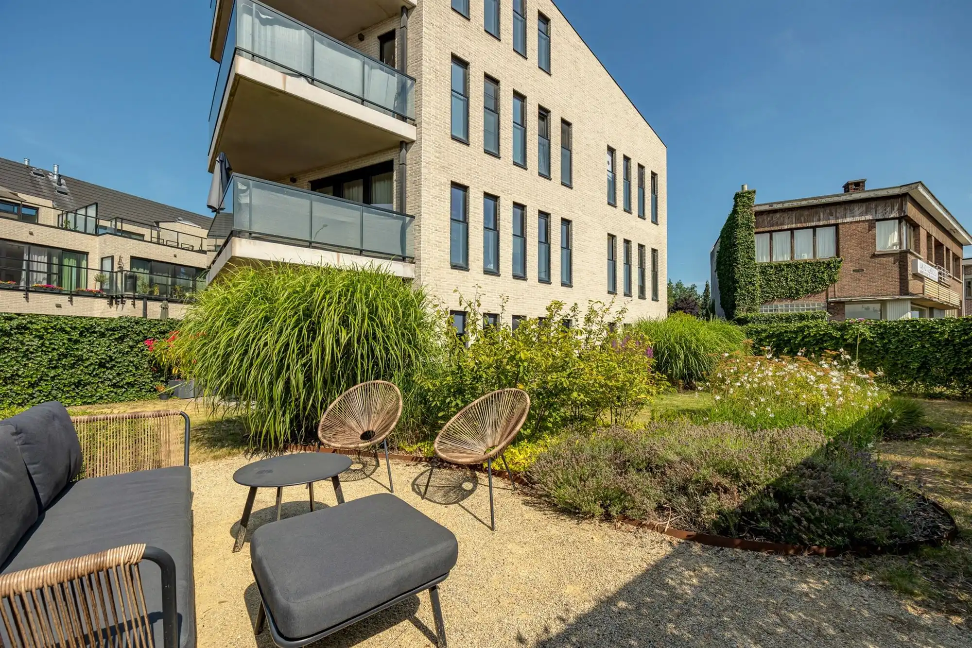 GLVapp. met 2 slaapkamers, tuin en staanplaats foto 5