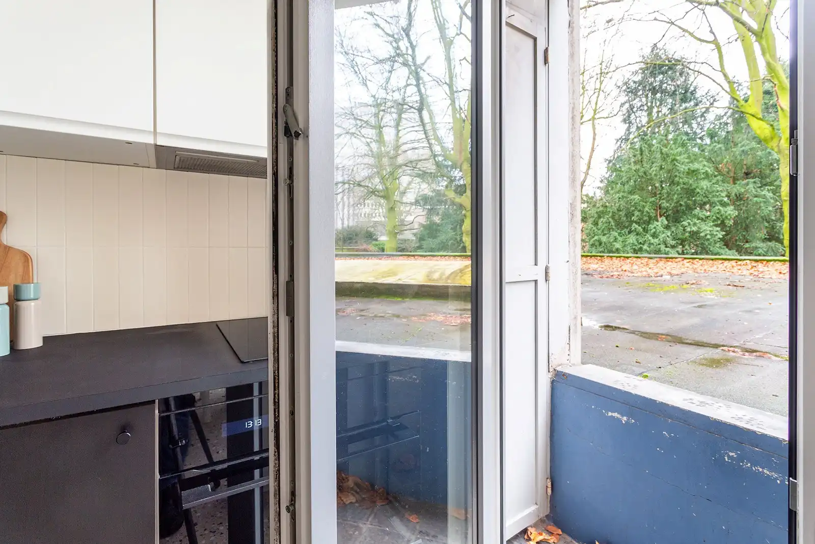 Moderne, lichtrijke studio op rustige locatie met groen uitzicht foto 8