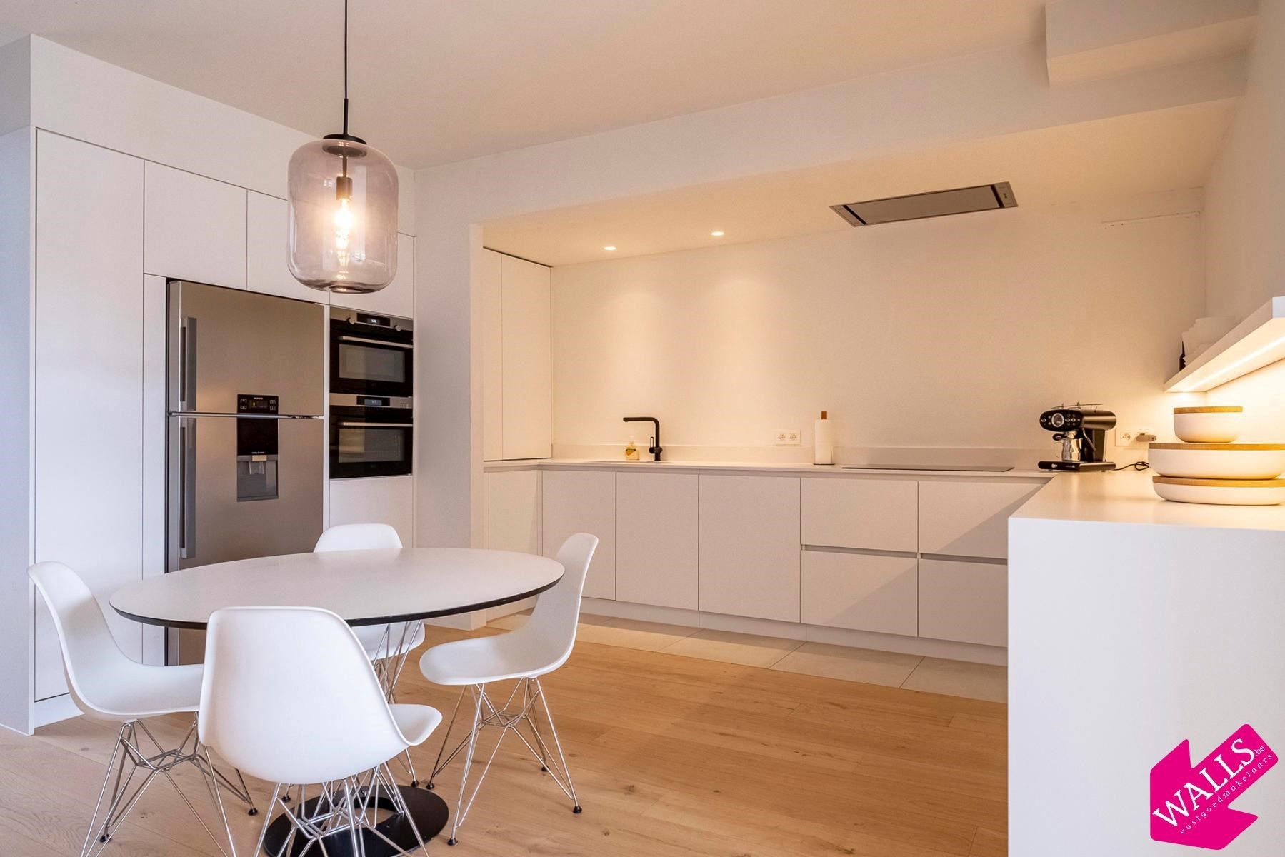 Gemeubeld appartement all in prijs!  foto 5