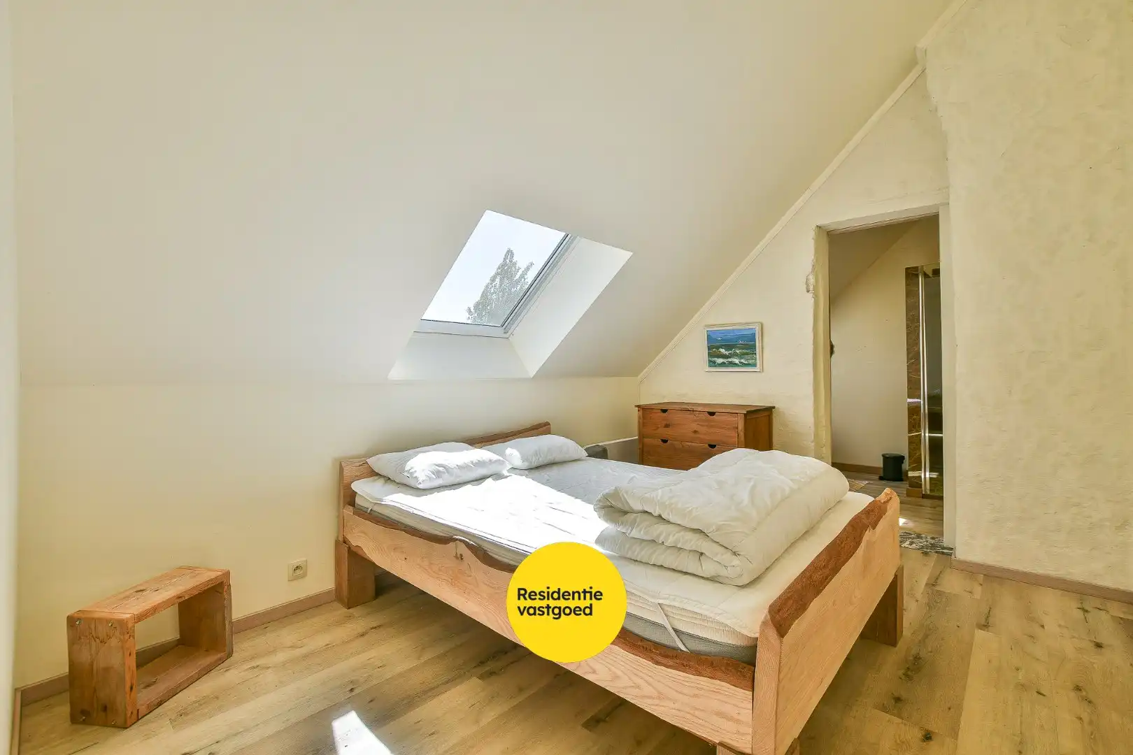 Authentieke hoeve met bouwland, stallen en bijgebouwen op unieke landelijke ligging tussen De Haan en Nieuwmunster foto 16