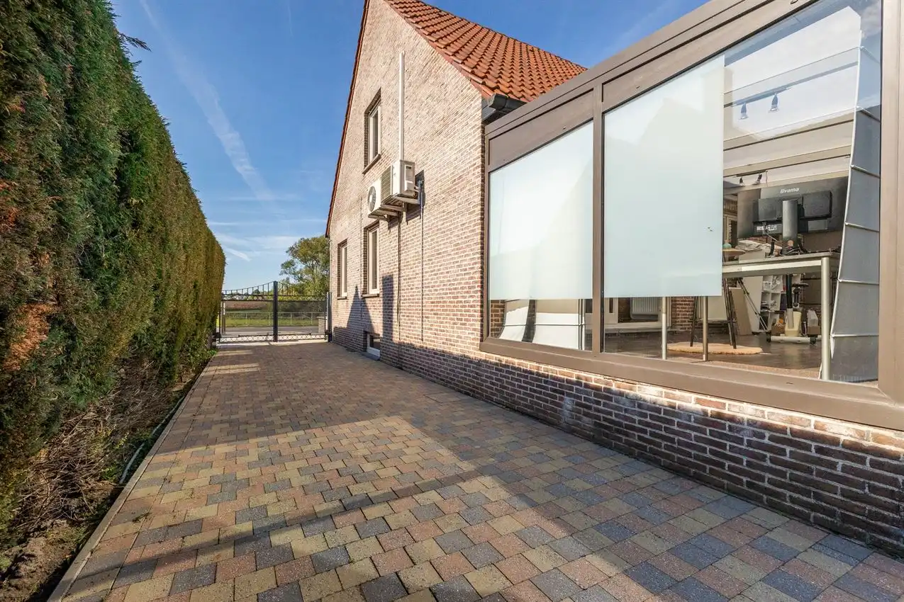 Ruime Woning met gekende frituur, garage en tuin op 14a 62ca foto 40