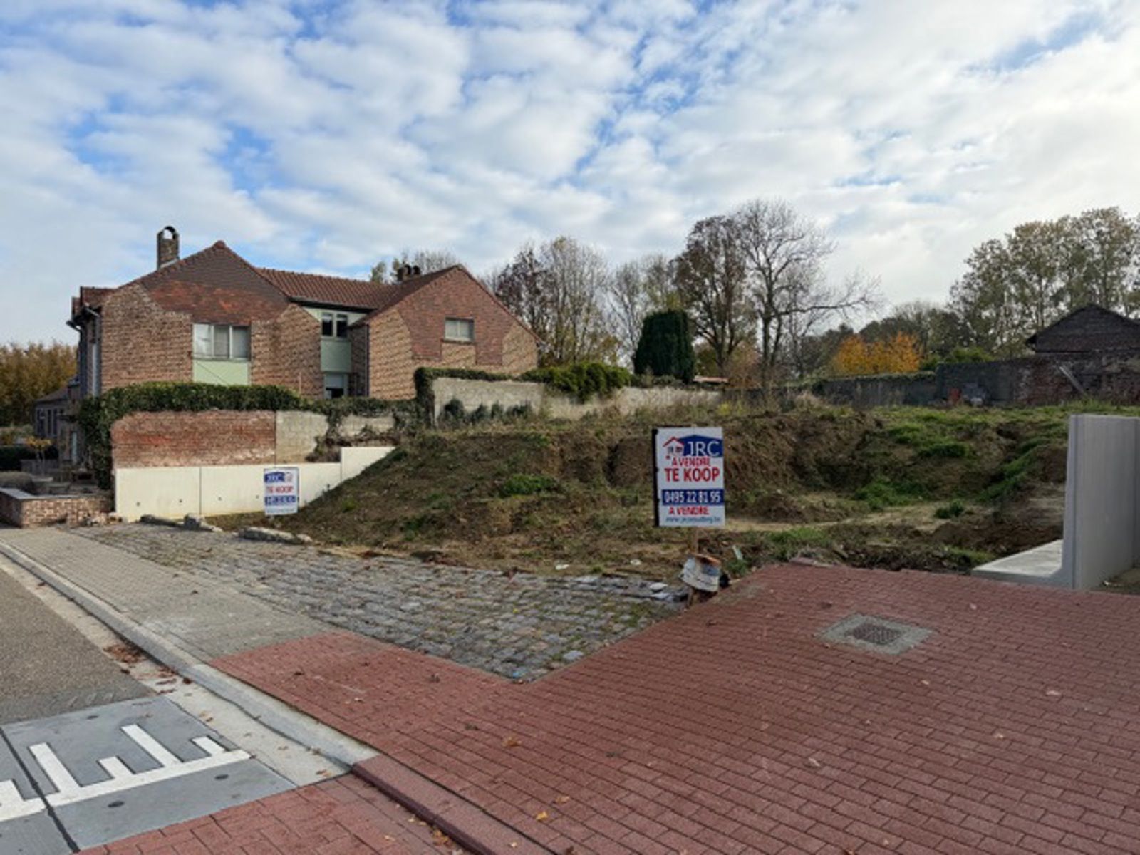 2 bouwgronden halfopen bebouwing te Gingelom (Montenaken) foto 2