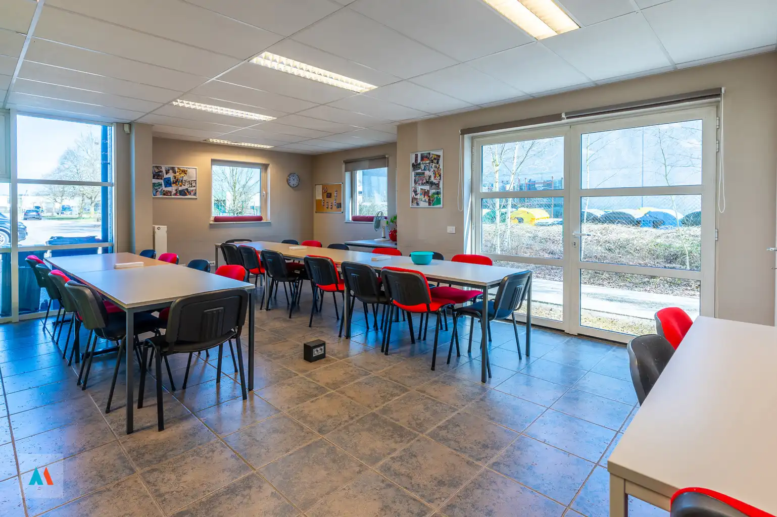 Modern kantoorgebouw op toplocatie in Turnhout foto 8