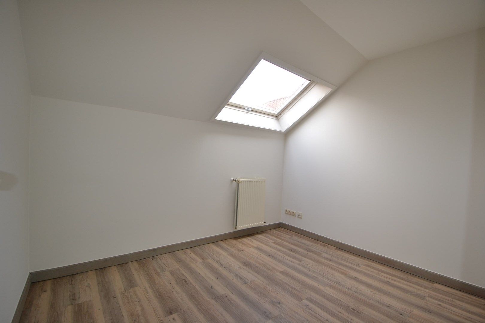 Instapklaar appartement met bijhorende studio foto 8