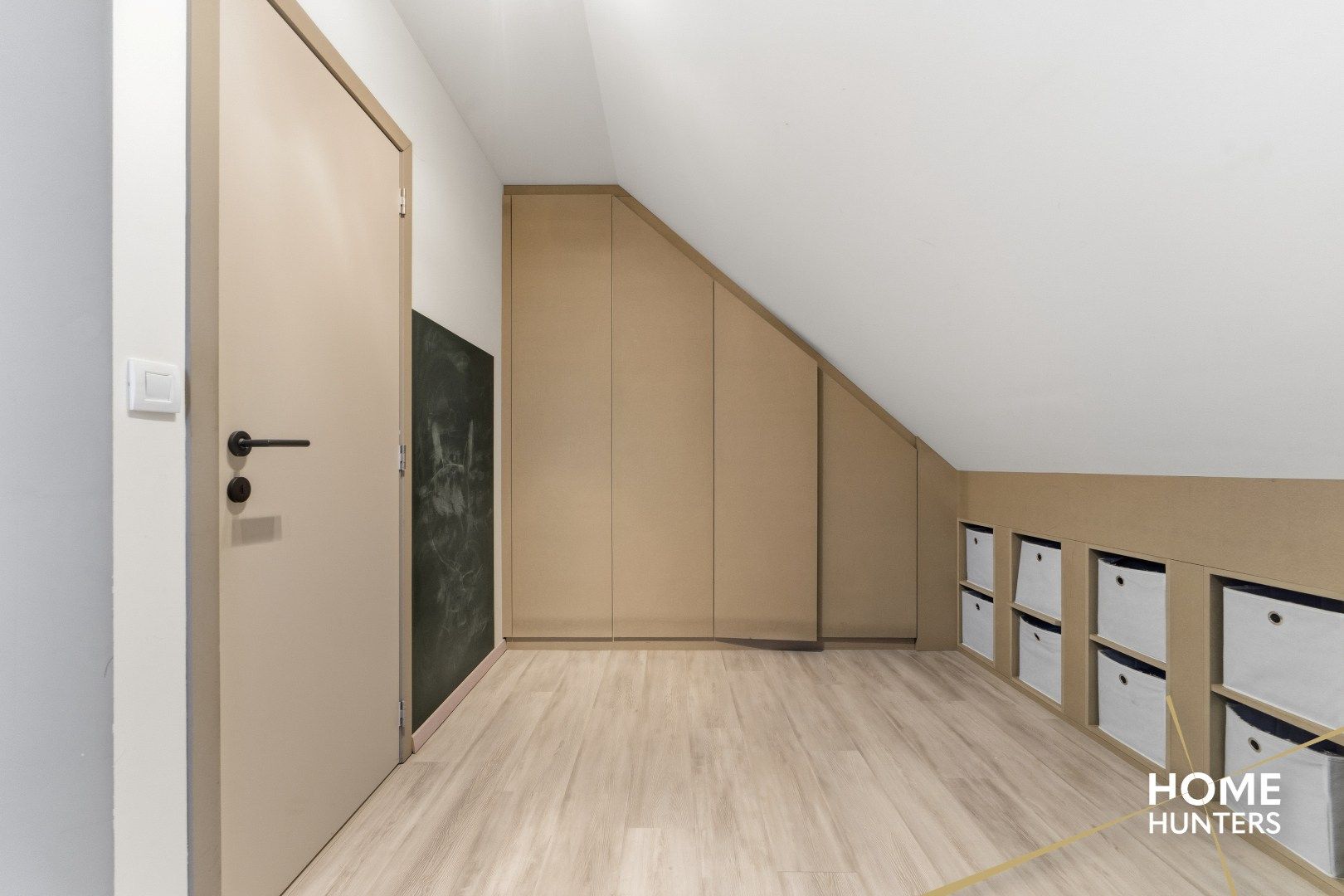 Instapklare halfopen bebouwing op topligging in Diksmuide foto 14