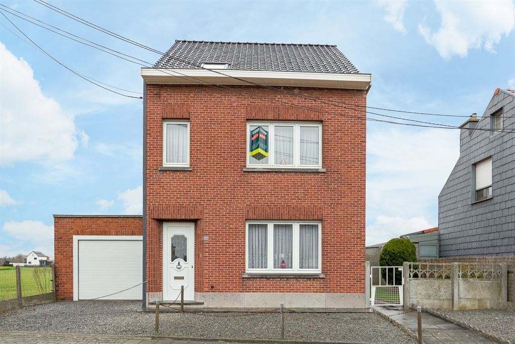 Knappe woning met prachtig uitzicht foto 3