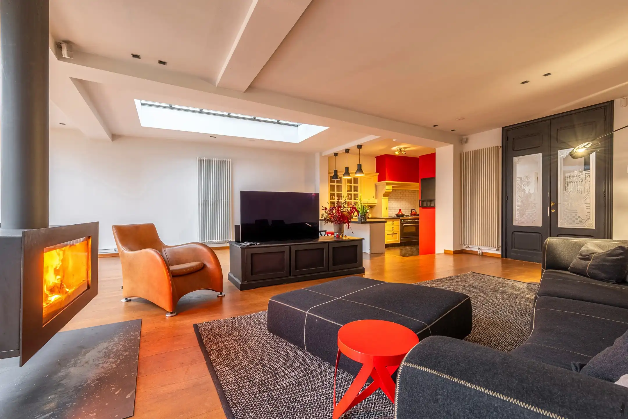 Gerenoveerd burgerhuis anno 1850 met binnentuin en patio foto 3