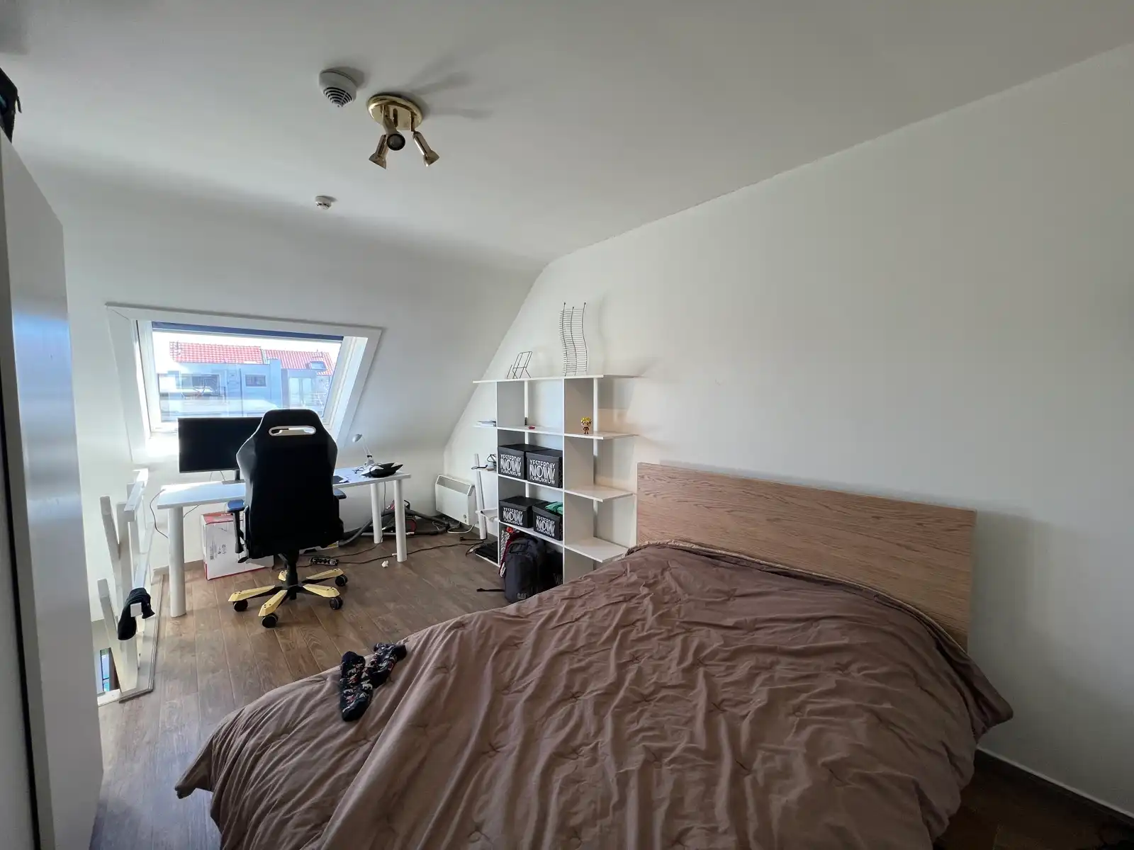  Ruime, gemeubelde duplex-studentenkamer te huur foto 6