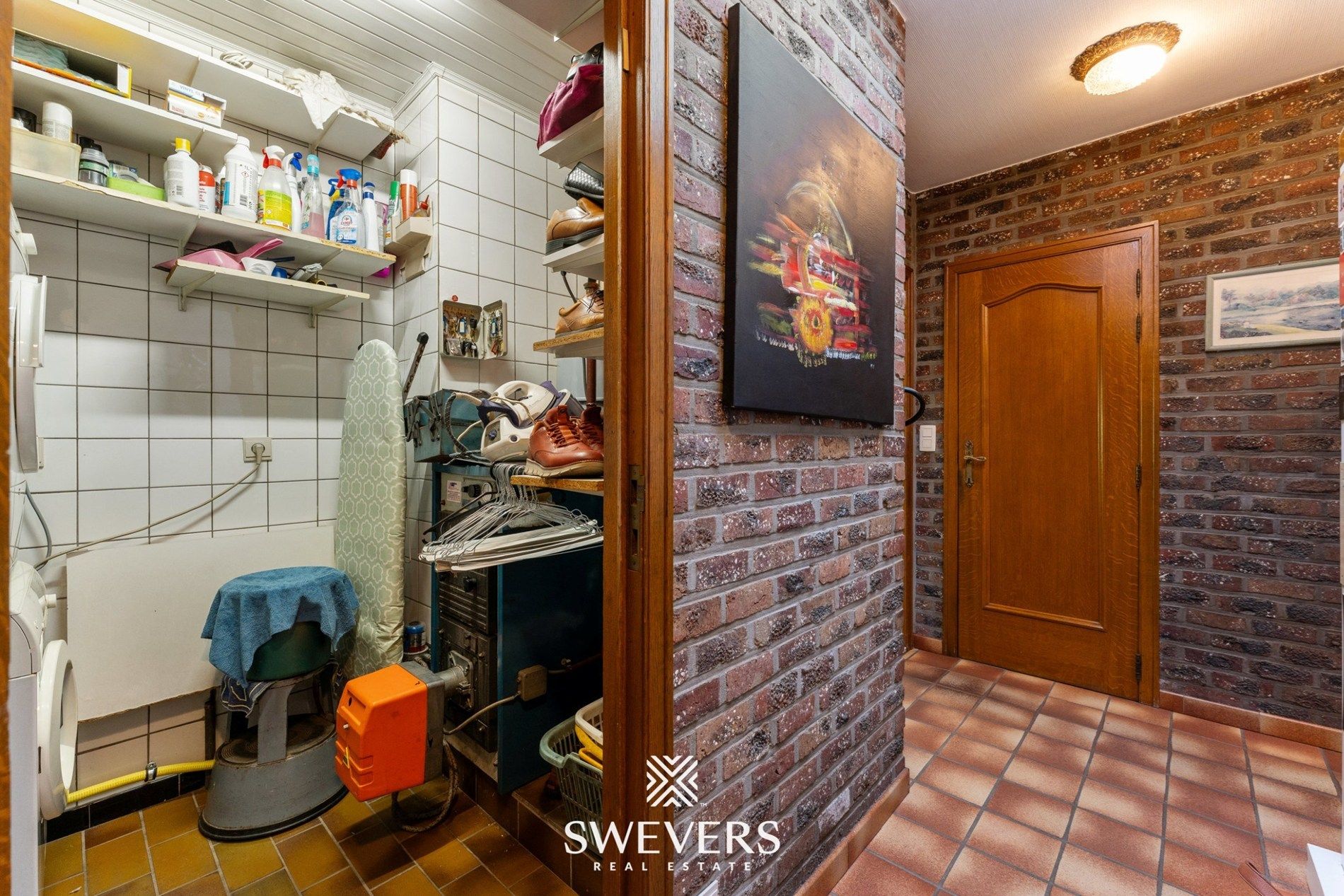 Op te frissen gezinswoning met werkplaats in centrum Helchteren foto 15