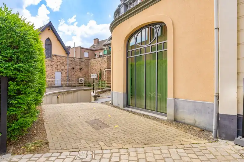 Appartement met 2 slaapkamers, parking en kelderberging in het centrum van Diest foto 2