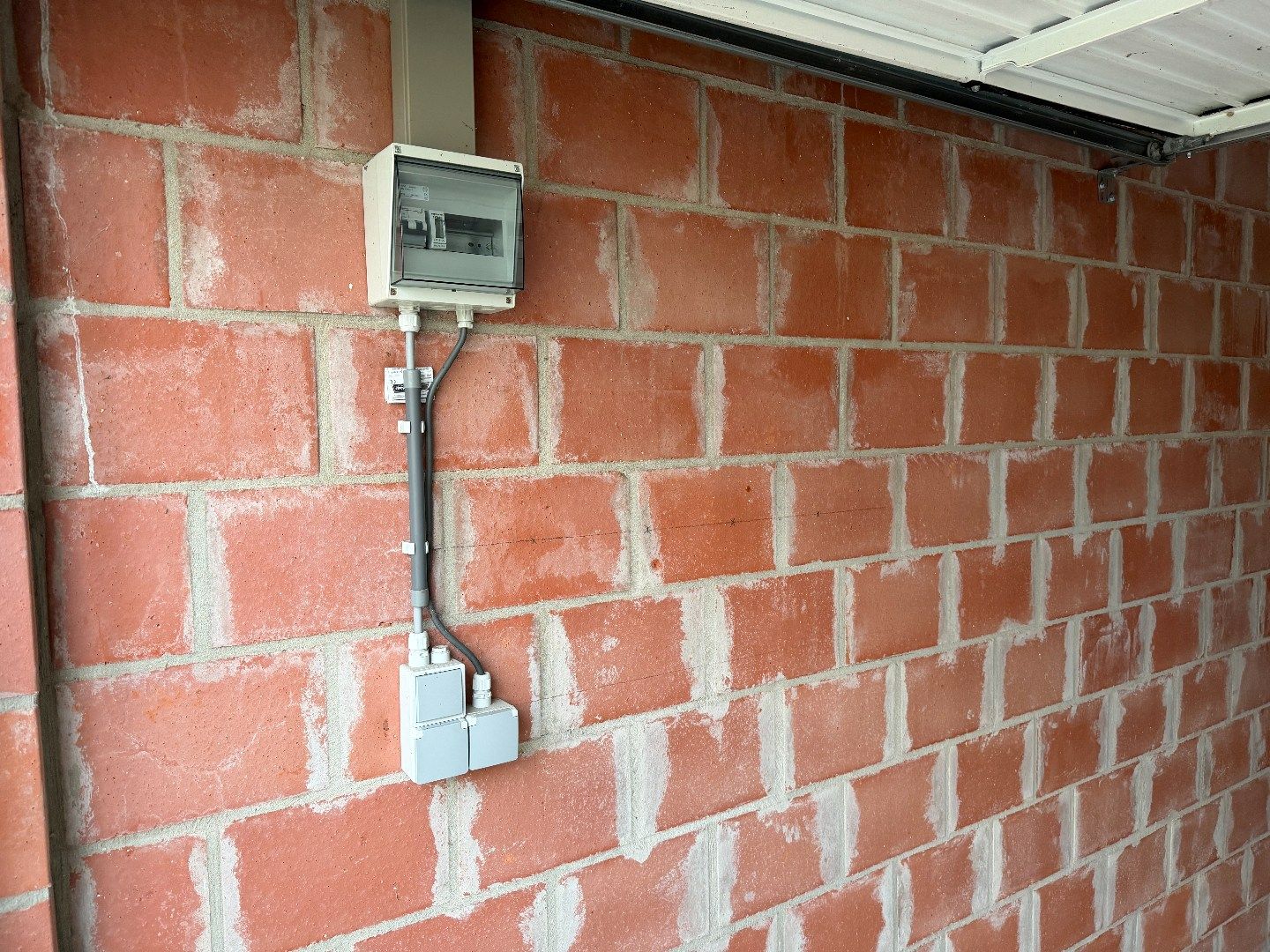 Makkelijk in te rijden garagebox foto 4