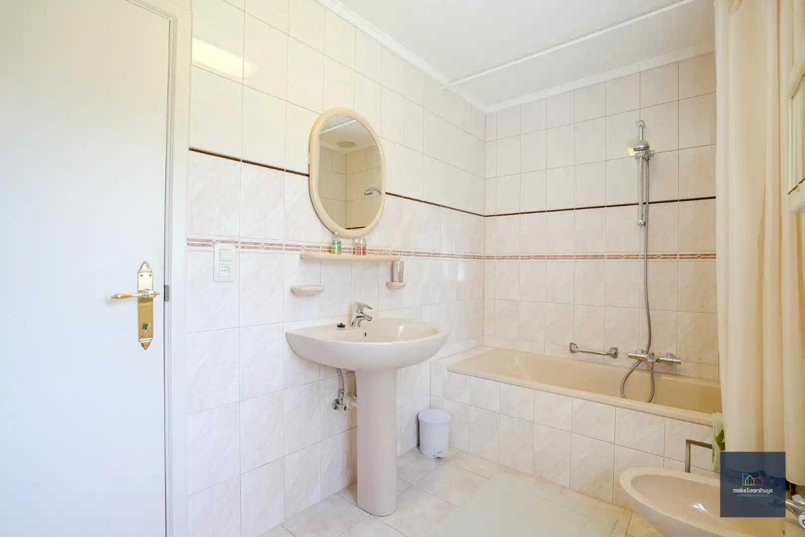 Charmante villa in Franse stijl nabij het centrum van Wondelgem foto 15