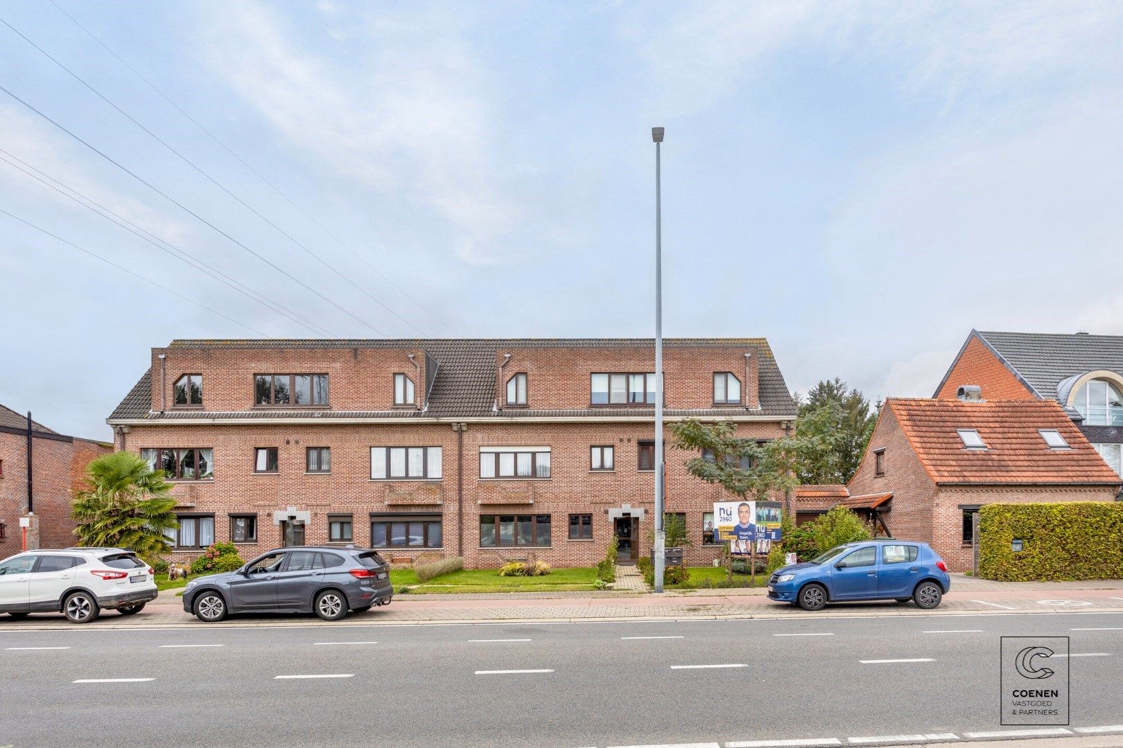 Praktisch appartement van 96m² met 2 slpk's, tuin INCLUSIEF garagebox op centrale locatie te Brecht! foto 2