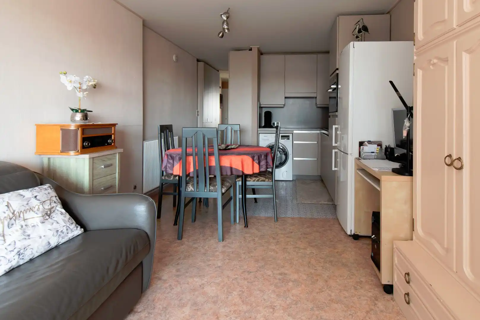 Zeer gezellig en lichtrijk appartement op de eerste verdieping  foto 10