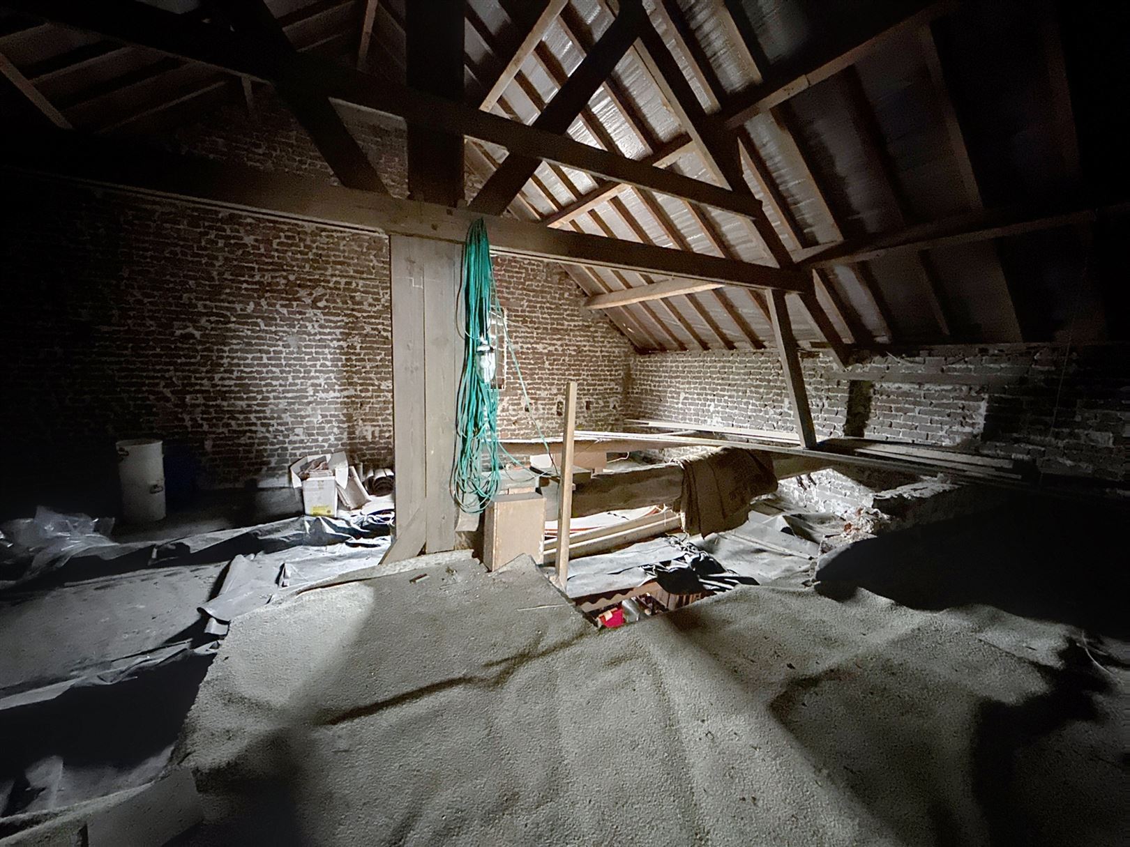 Te renoveren woning, 1 slpk (inrichtb zolder), tuin, 7a 91ca foto 19