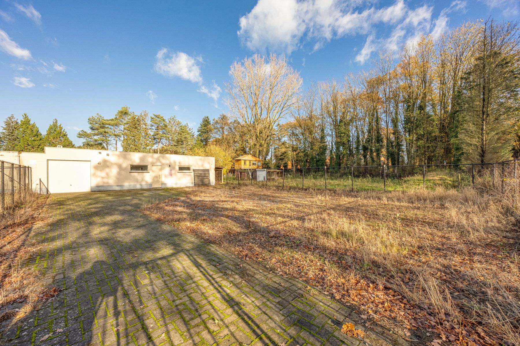 2 Woningen en opslagruimte op ca 2.525m². foto 20