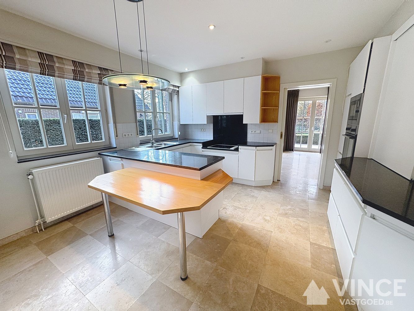 Instapklare gezinswoning met zonnige tuin in rustige doodlopende straat foto 6