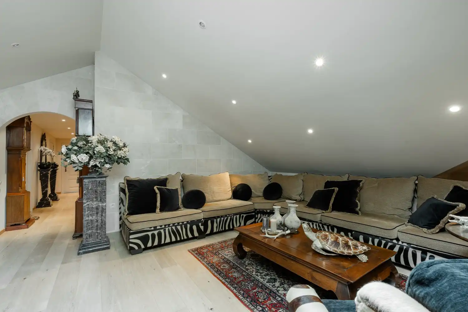 Prachtige villa op een uitzonderlijk domein van 20600m² foto 34