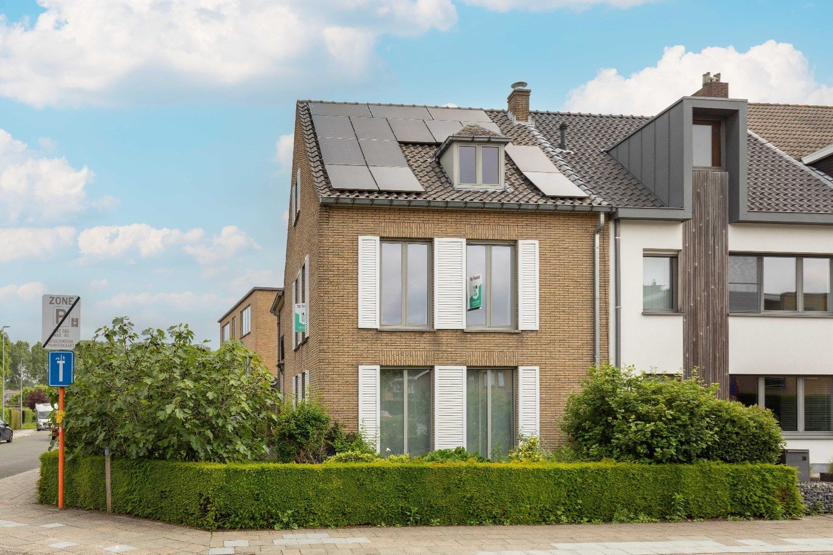 Verrassend ruime en super energiezuinige hoekwoning met garage en tuin te Sint-Kruis. foto 6